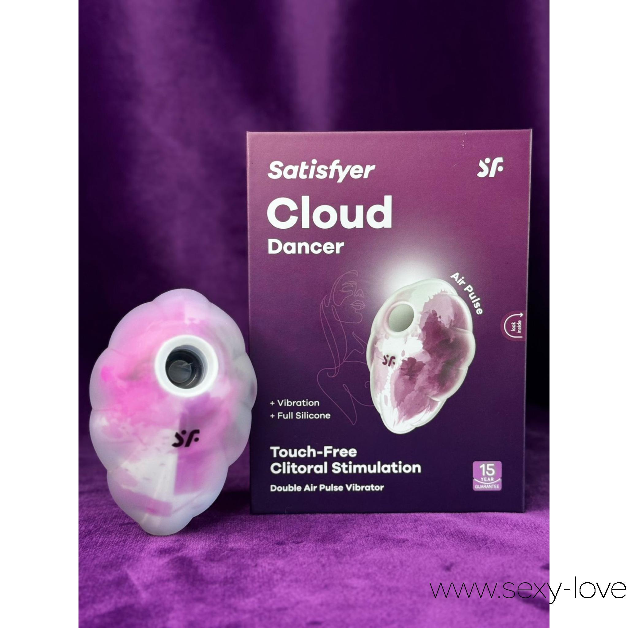 Cloud Dancer от Satisfyer, 
	Cloud Dancer — это маленький шедевр для больших удовольствий.
	Одиннадцать волн нежных поцелуев и двенадцать ритмов вибрации готовы танцевать в любом сочетании, которое захочешь ты. Его бесконтактная стимуляция клитора ласкает, как тёплый бриз, а вибрации разгоняют сердце в такт твоему настроению.

	Компактный, изящный, он легко уместится и в ладони, и в совместных фантазиях. А водонепроницаемое исполнение (IPX7) даёт зелёный свет утренним играм в душе или ленивым вечерам в ванне. Мягкий медицинский силикон нежно скользит по коже и легко очищается — так, чтобы всегда быть готовым к следующему раунду.

	И да, он любит долгие свидания, но заряжается быстро — просто подключи его к USB и позволь Cloud Dancer снова пригласить тебя на танец.

	 
