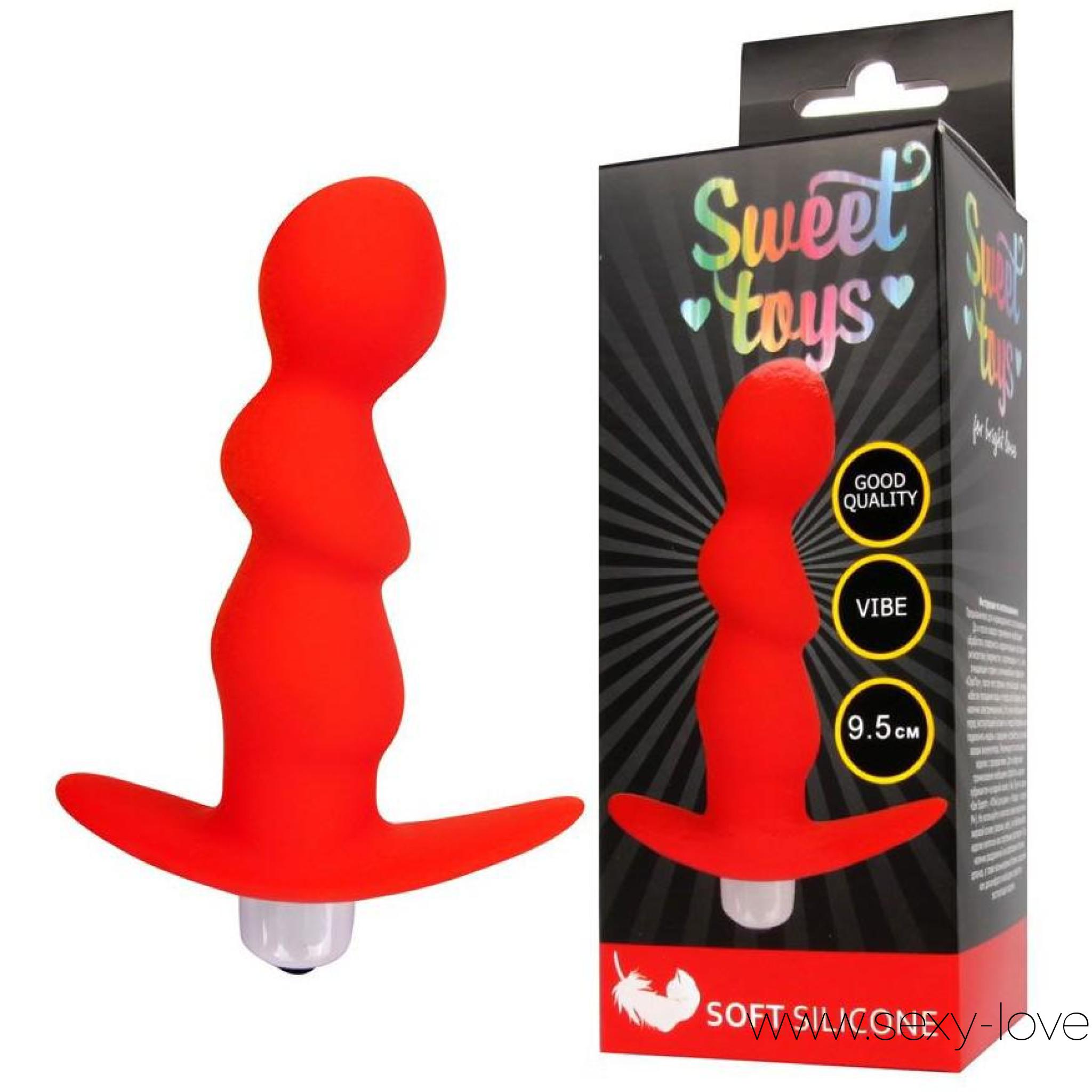 Трехступенчатая анальная пробка-елочка с вибрацией от компании Sweet Toys, цвет красный, 
	Великолепный вибромассажер вознесет на вершину блаженства. С ним эротические забавы станут насыщенными и яркими. Интимный аксессуар может использоваться как соло, так и в парной любовной игре. Специальный ограничитель позволит контролировать глубину проникновения. Изделие изготовлено из безопасного, приятного на ощупь материала. Комфортно в использовании, просто в уходе.

	Рекомендуется использовать вибромассажер совместно с лубрикантом для секс-игрушек.
