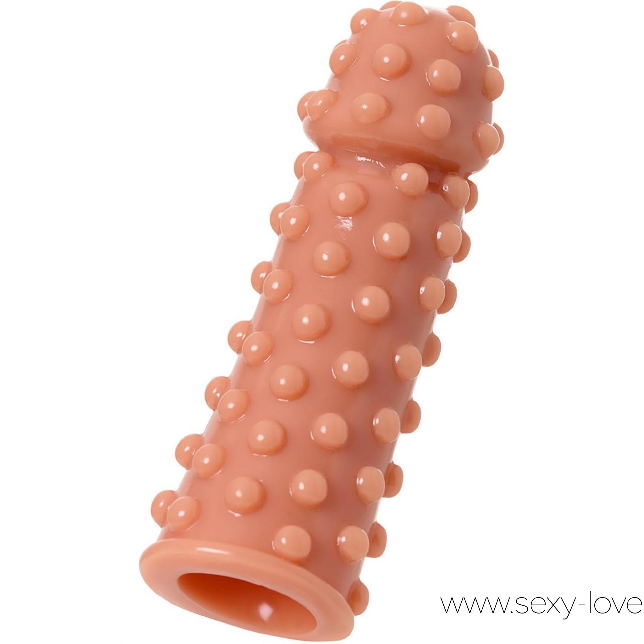 Реалистичная рельефная увеличивающая насадка на пенис , размер S, 
	Увеличивающая насадка KOKOS Extreme Sleeve 02 с впечатляющей дополнительной стимуляцией решает сразу 3 задачи:

	 

	Дарит удовольствие обоим партнерам.

	 

	Позволяет экспериментировать с секс-игрушками.

	 

	Выводит интимную жизнь на более высокий уровень.

	Длина: 12.7 см.

	 

	Диаметр 3,7 см.
